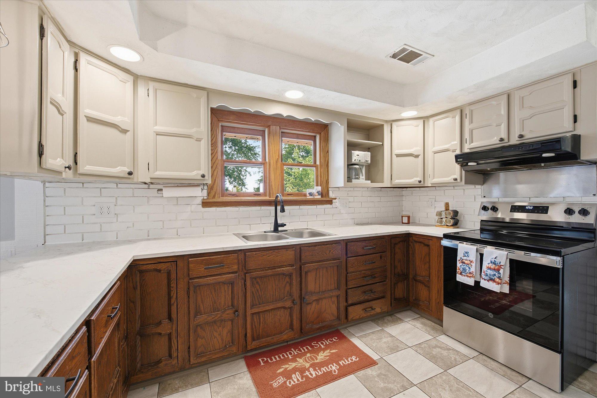 2515 Hillcrest Road Quakertown, PA 18951 - Photo 16 of 57 Gallery Image 16
