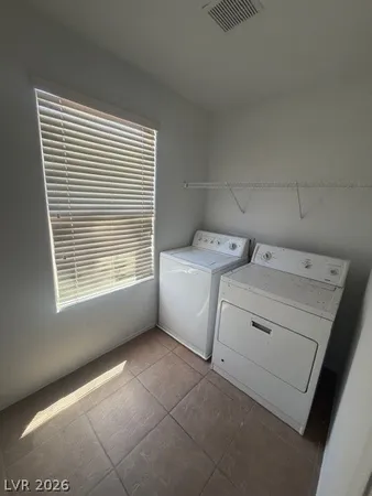 $1,950 | 6205 Barton Manor Street, Henderson, NV 89011