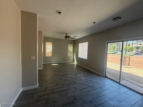 $1,950 | 6205 Barton Manor Street, Henderson, NV 89011
