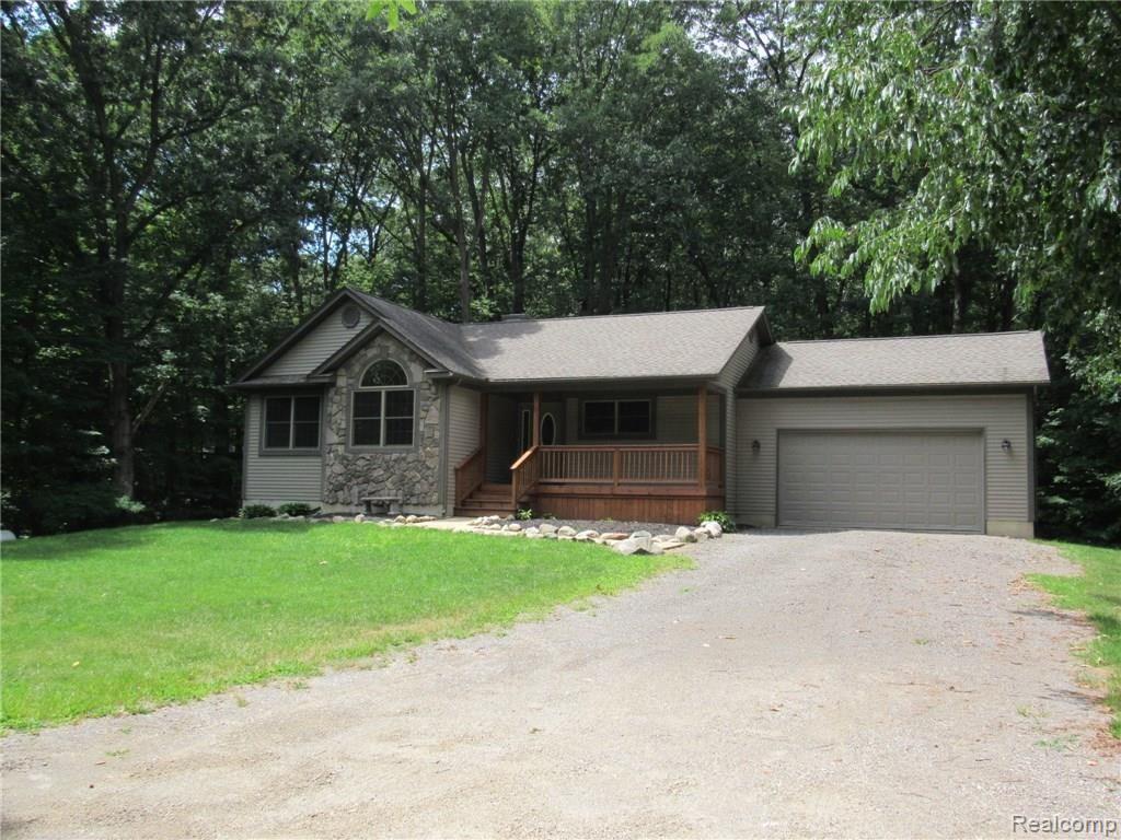 5044 Bradley Road Gregory, MI 48137 - Photo 12 of 47 IMG_1391.JPG