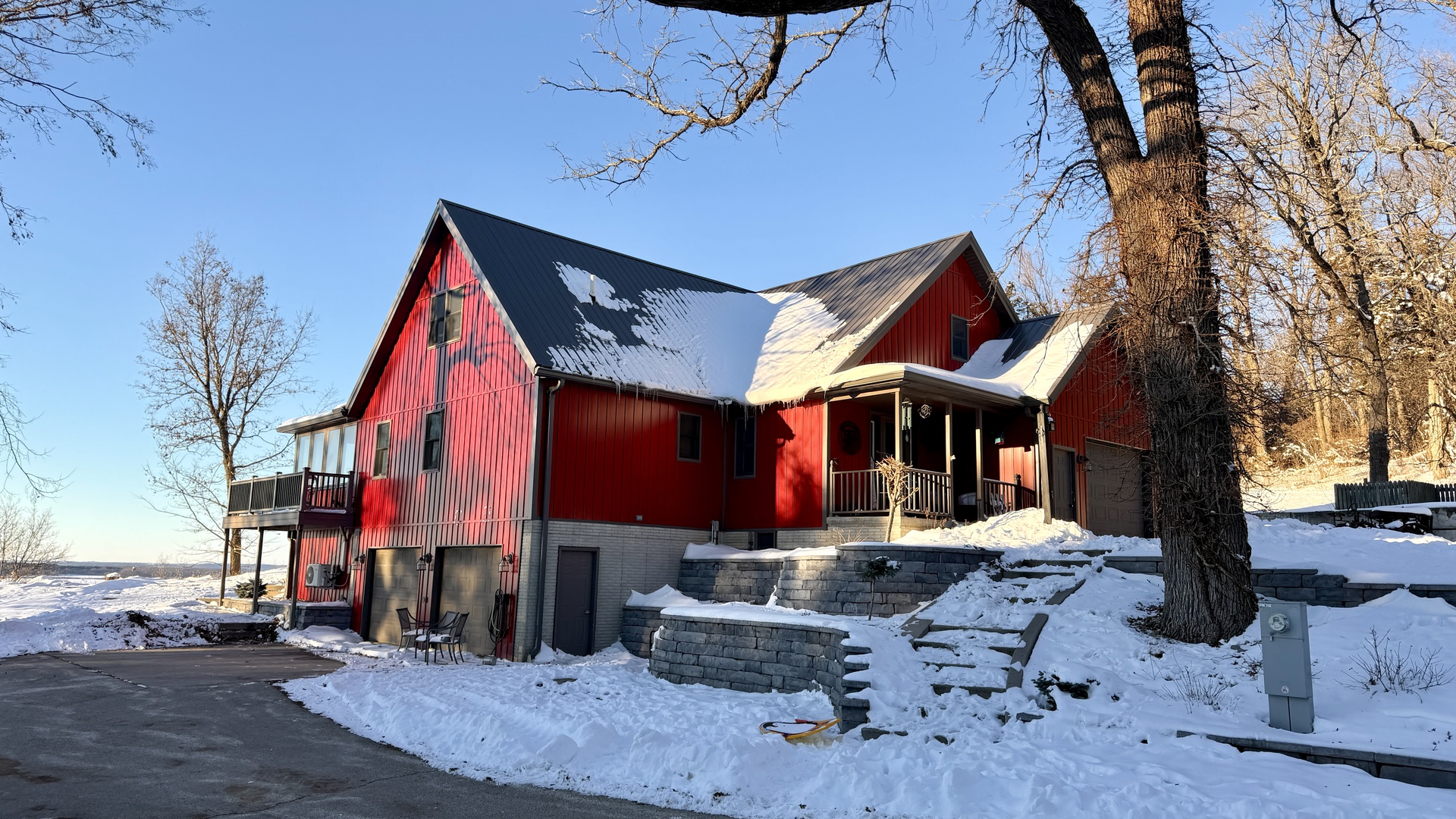 9120 Spring Valley Road Fulton, IL 61252 - Photo 2 of 59