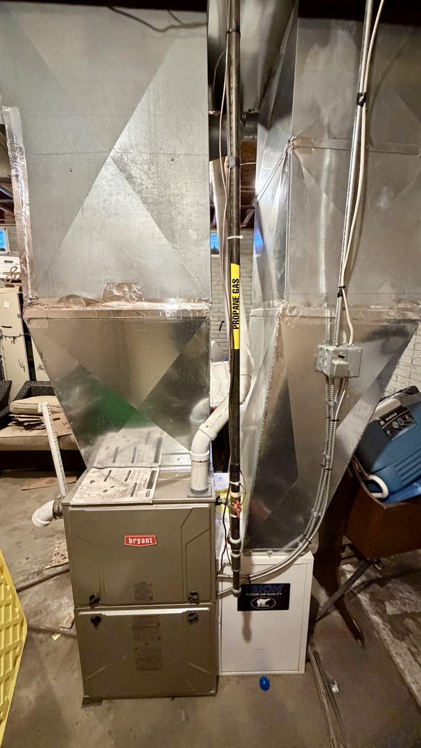 9120 Spring Valley Road Fulton, IL 61252 - Photo 44 of 59 a close view of sink