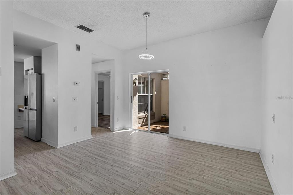 5673 Parkview Lake Drive Orlando, FL 32821 - Photo 11 of 41