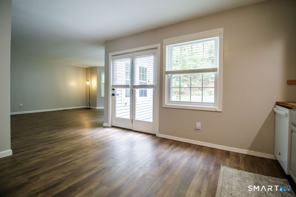 402 Larkspur Farm Road, Unit 34 Torrington, CT 06790 - Photo 10 of 31