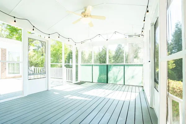 $595,500 | 110 West Killarney Lake, Moore, SC 29369