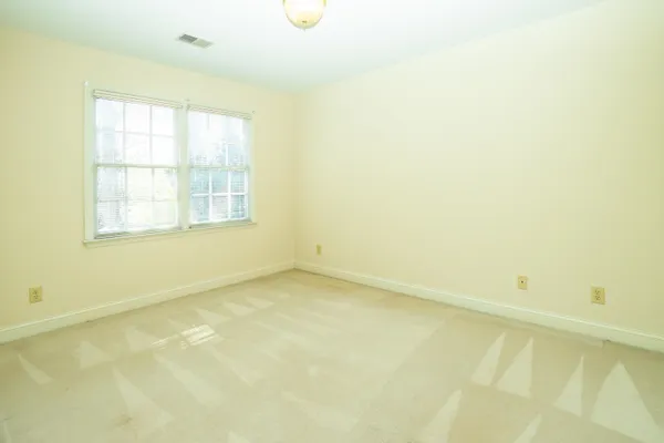 $595,500 | 110 West Killarney Lake, Moore, SC 29369