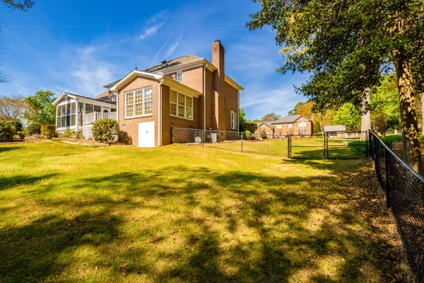 $595,500 | 110 West Killarney Lake, Moore, SC 29369