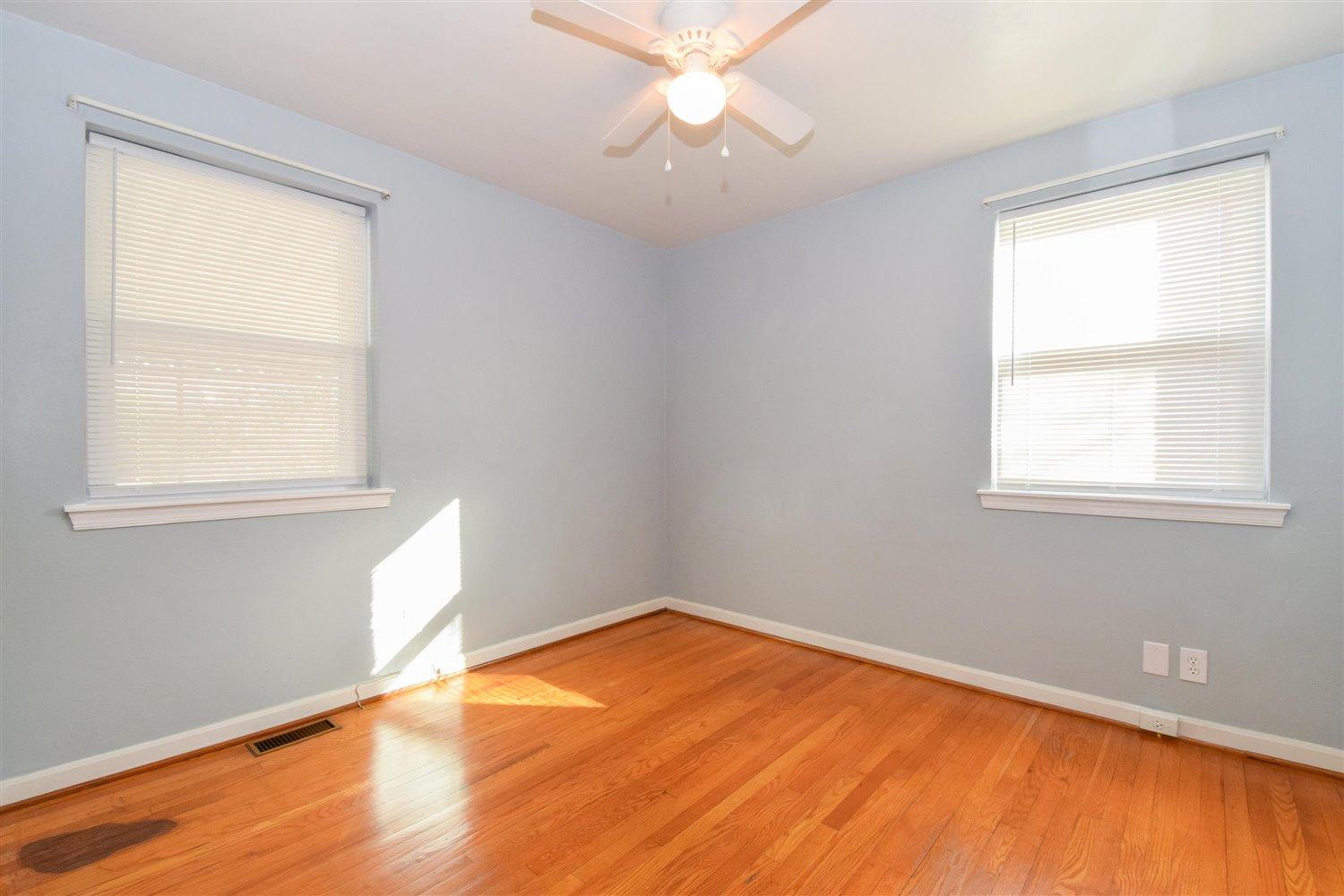 523 Hawthorn Road Salem, VA 24153 - Photo 8 of 18 08-523 Hawthorn-8