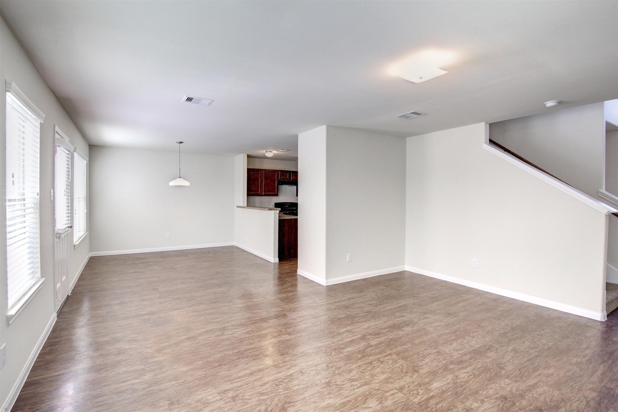 8922 San Alberto Houston, TX 77017 - Photo 10 of 19 Photos may be representative of the floor plan and not the exact home. Finishes, layout, and features of the actual property for lease may vary.