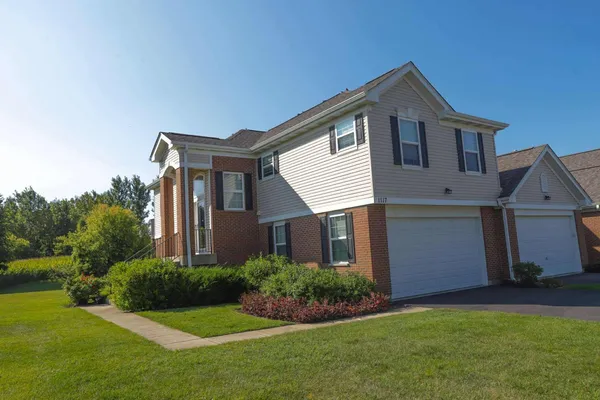 $2,600 | 1117 Draper Road, Unit 1117, McHenry, IL 60050