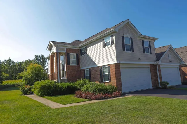 $2,600 | 1117 Draper Road, Unit 1117, McHenry, IL 60050