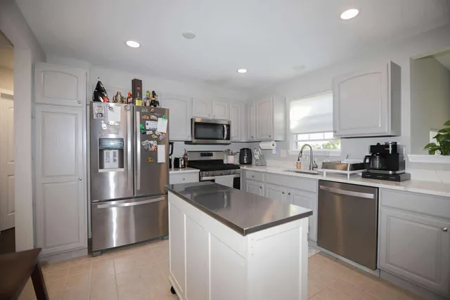 $2,600 | 1117 Draper Road, Unit 1117, McHenry, IL 60050