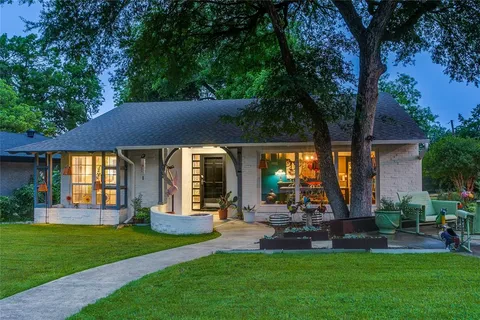 $399,500 | 1505 Arizona Avenue, Dallas, TX 75216