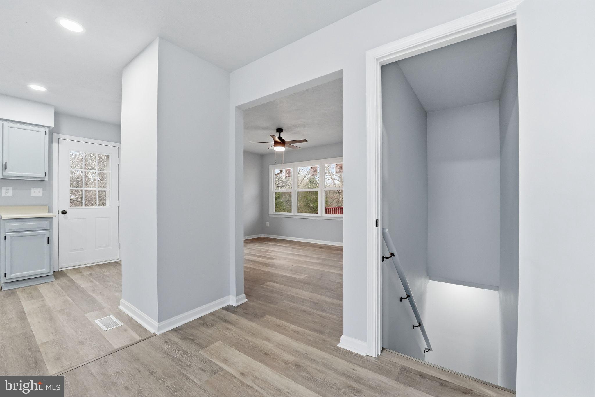 984 Oak Park Road Madison, VA 22727 - Photo 12 of 20 wooden floor in a kitchen