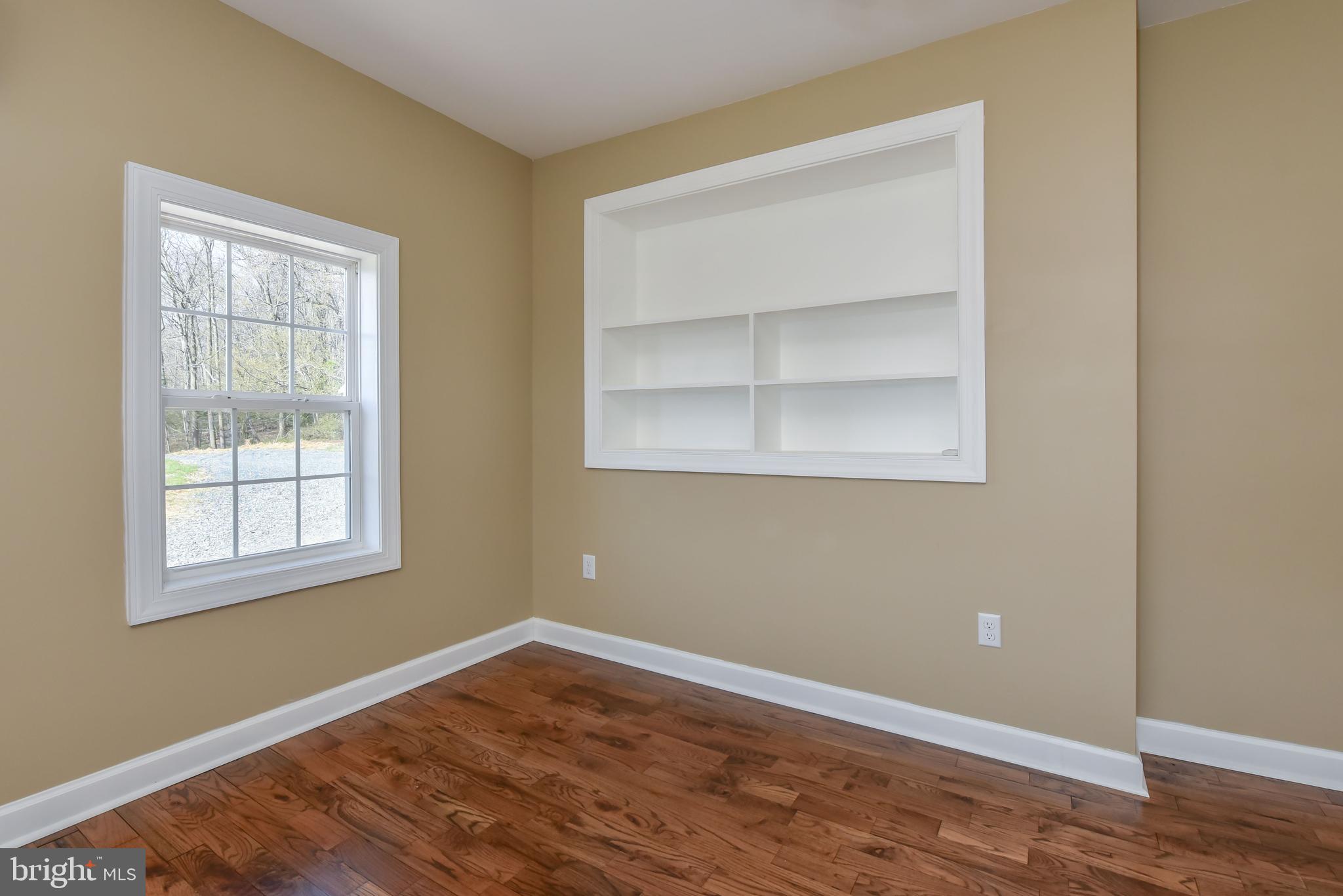 3261 Turkey Point Road North East, MD 21901 - Photo 22 of 46 Dining Room