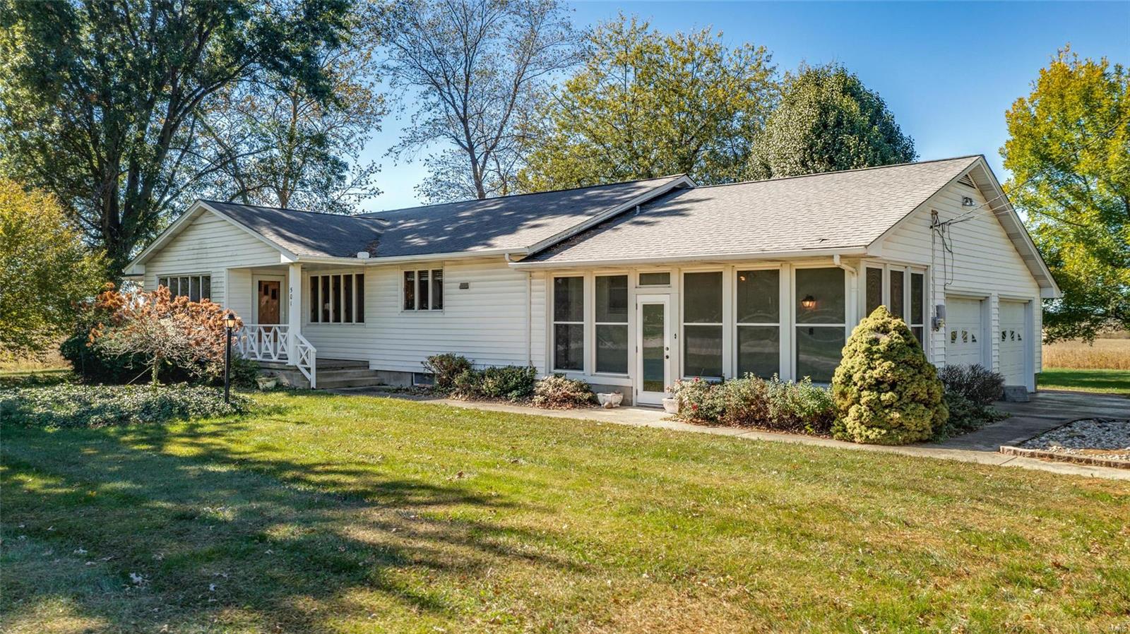 501 South Old Rte 66 Mount Olive, IL 62069 - Photo 2 of 33