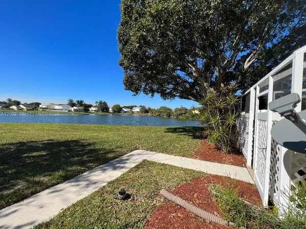 $2,650 | 3901 Medford Court, Boynton Beach, FL 33436
