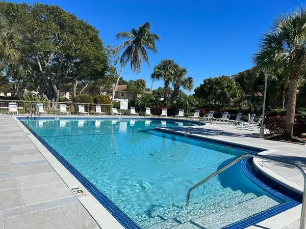 $2,650 | 3901 Medford Court, Boynton Beach, FL 33436