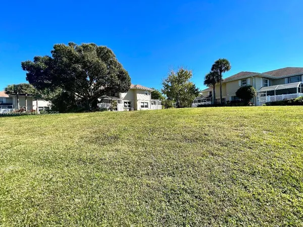 $2,650 | 3901 Medford Court, Boynton Beach, FL 33436