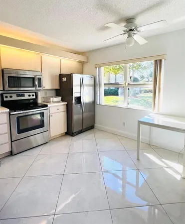 $2,650 | 3901 Medford Court, Boynton Beach, FL 33436