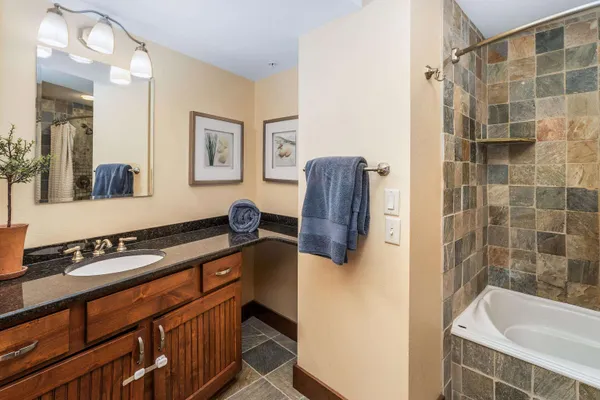 $799,900 | 2126-l205 East Water Street, Unit L205, Duluth, MN 55812