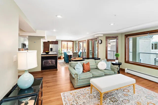 $799,900 | 2126 East Water Street, Unit L205, Duluth, MN 55812