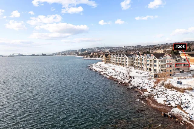 $799,900 | 2126 East Water Street, Unit L205, Duluth, MN 55812
