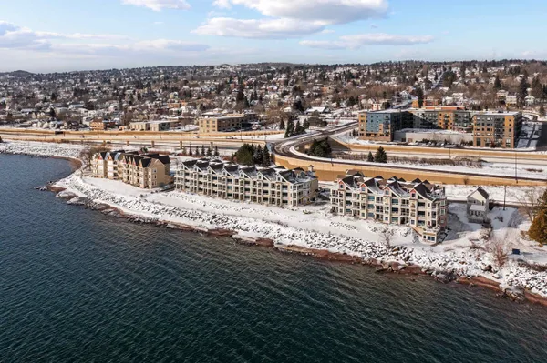 $799,900 | 2126-l205 East Water Street, Unit L205, Duluth, MN 55812