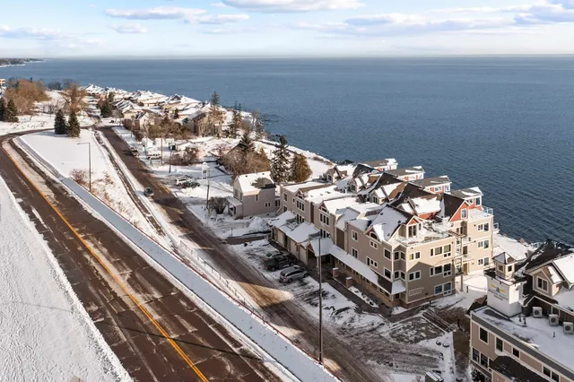 $799,900 | 2126 East Water Street, Unit L205, Duluth, MN 55812