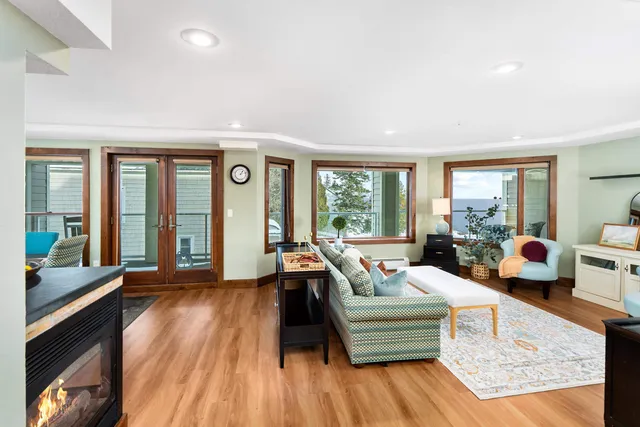 $799,900 | 2126 East Water Street, Unit L205, Duluth, MN 55812