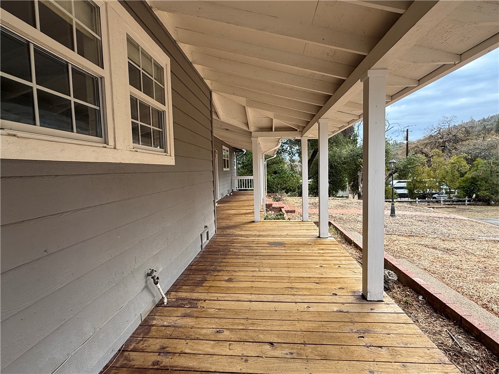 5264 Davis Road Midpines, CA 95345 - Photo 11 of 48 a view of a balcony