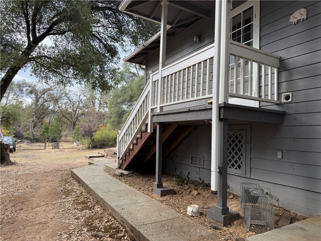 5264 Davis Road Midpines, CA 95345 - Photo 21 of 48 a view of entryway