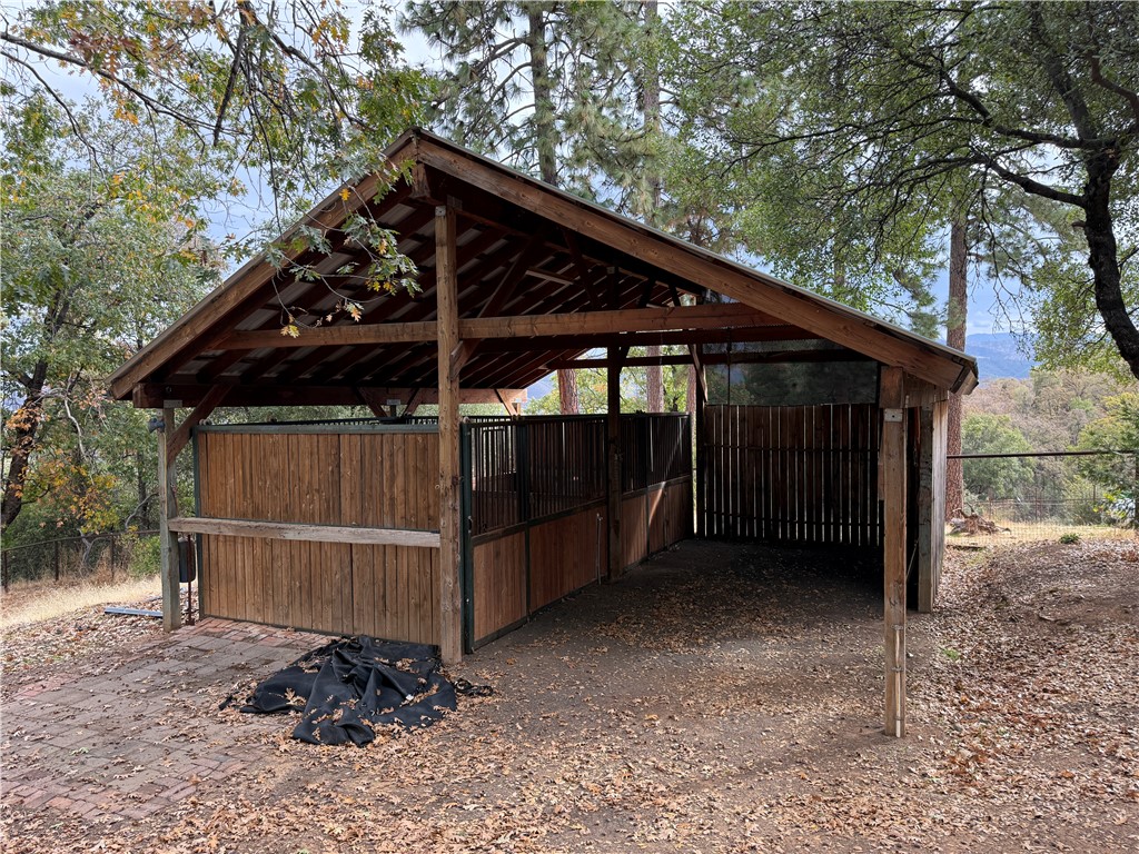 5264 Davis Road Midpines, CA 95345 - Photo 45 of 48 a view of wooden deck