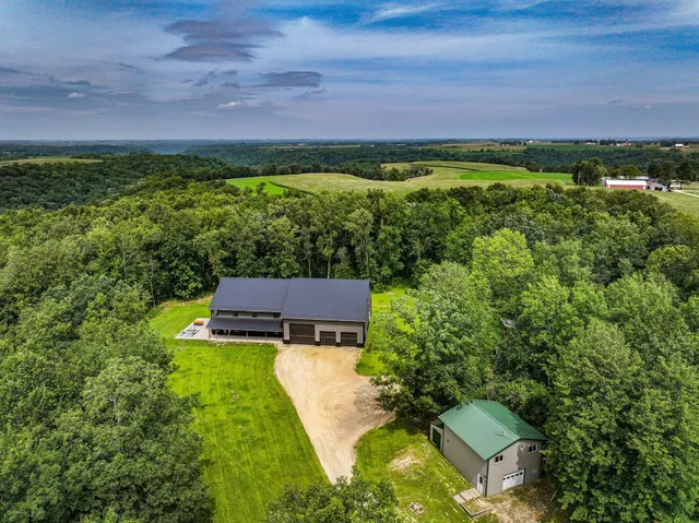 $1,475,000 | 26085 Frank Hill Road, Winona, MN 55987