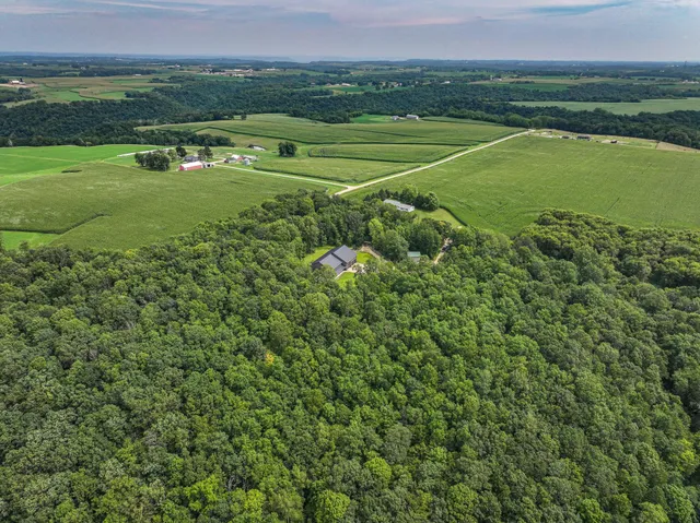 $1,475,000 | 26085 Frank Hill Road, Winona, MN 55987