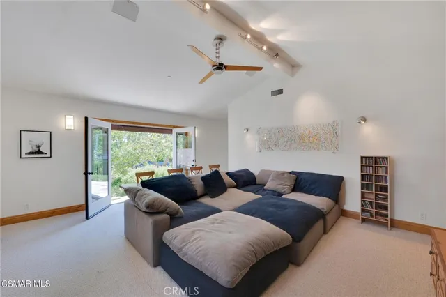 $10,995 | 9720 Baden Avenue, Chatsworth, CA 91311