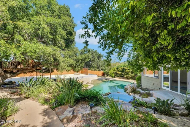 $10,995 | 9720 Baden Avenue, Chatsworth, CA 91311