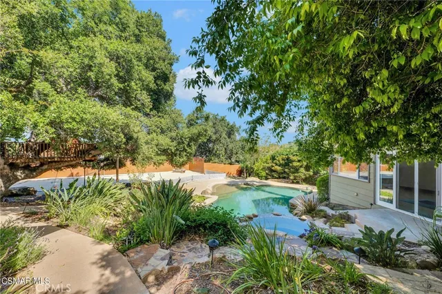 $10,995 | 9720 Baden Avenue, Chatsworth, CA 91311