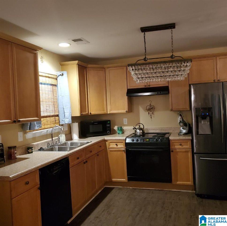 4060 Forest Lakes Road Sterrett, AL 35147 - Photo 2 of 9