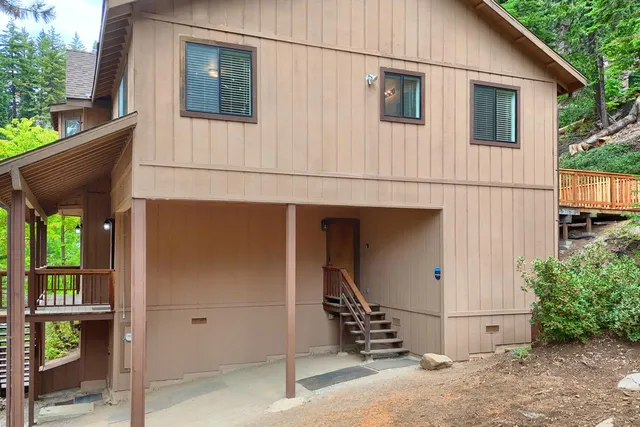 a view of a house with a garage
