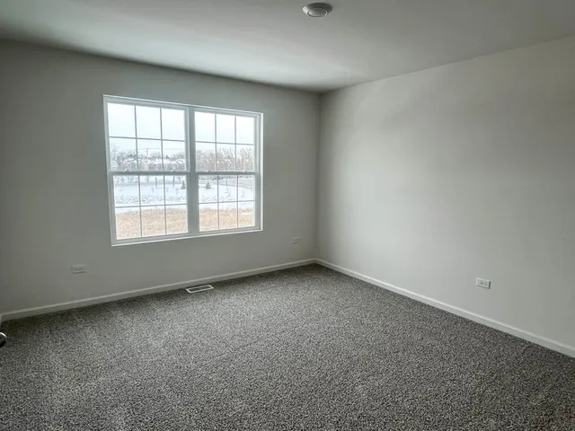 $384,990 | 1382 Foxglove Drive, Bartlett, IL 60103