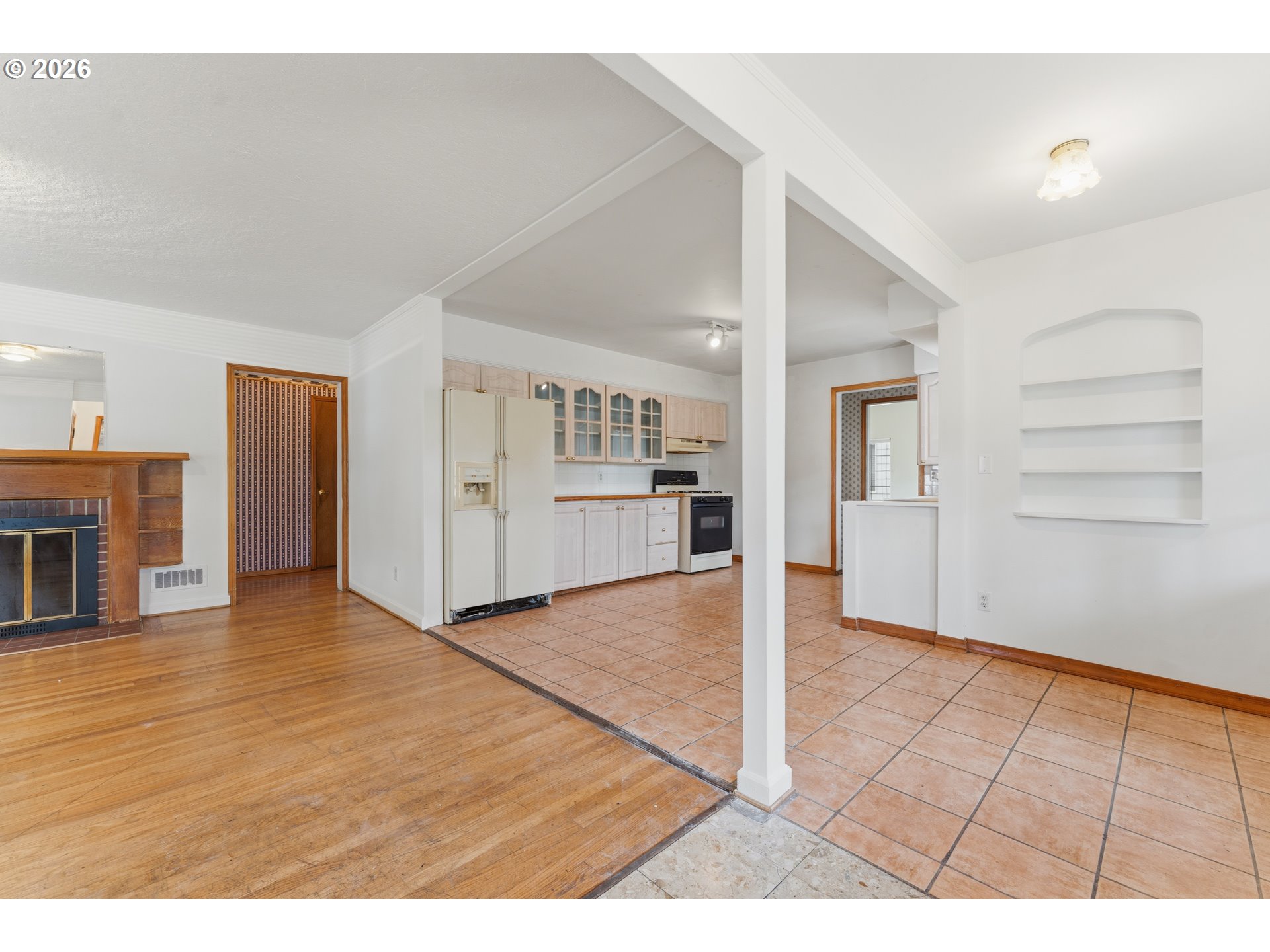11311 Southeast Division Street Portland, OR 97216 - Photo 8 of 48