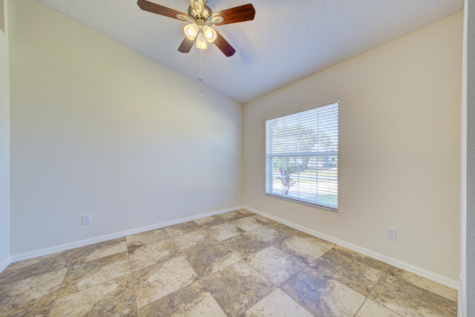 1453 Goyer Road Southeast Palm Bay, FL 32909 - Photo 12 of 41 dining room