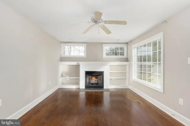 $550,000 | 504 Hawke Street, Fredericksburg, VA 22401