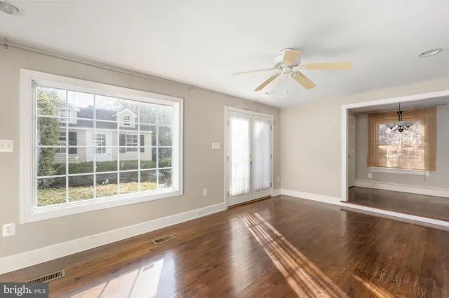 $550,000 | 504 Hawke Street, Fredericksburg, VA 22401