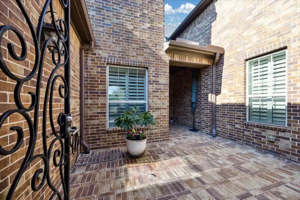 $697,000 | 6918 Champion Trail, Katy, TX 77493