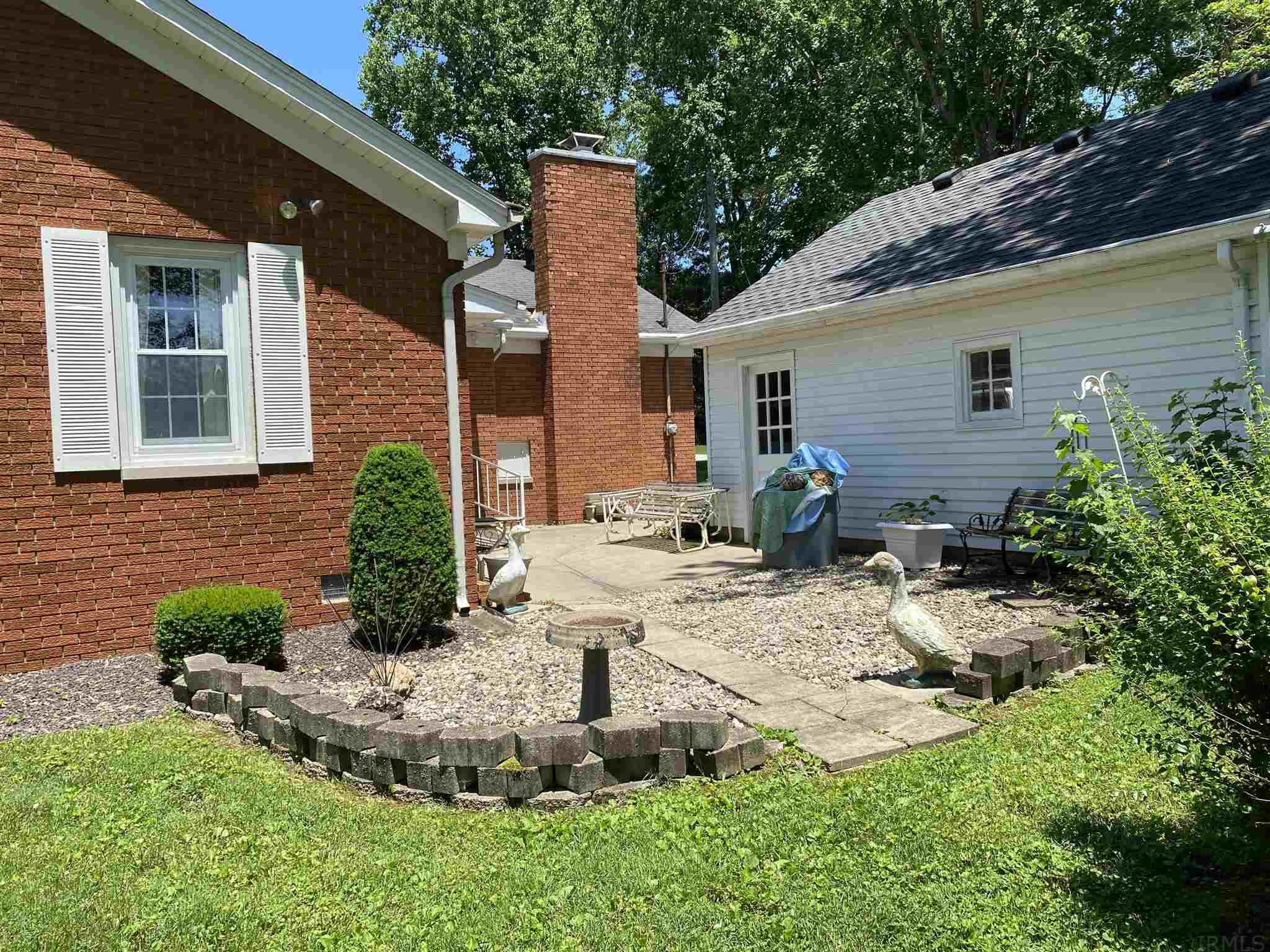 10433 Stanley Road Elberfeld, IN 47613 - Photo 7 of 36 Gallery Image 7