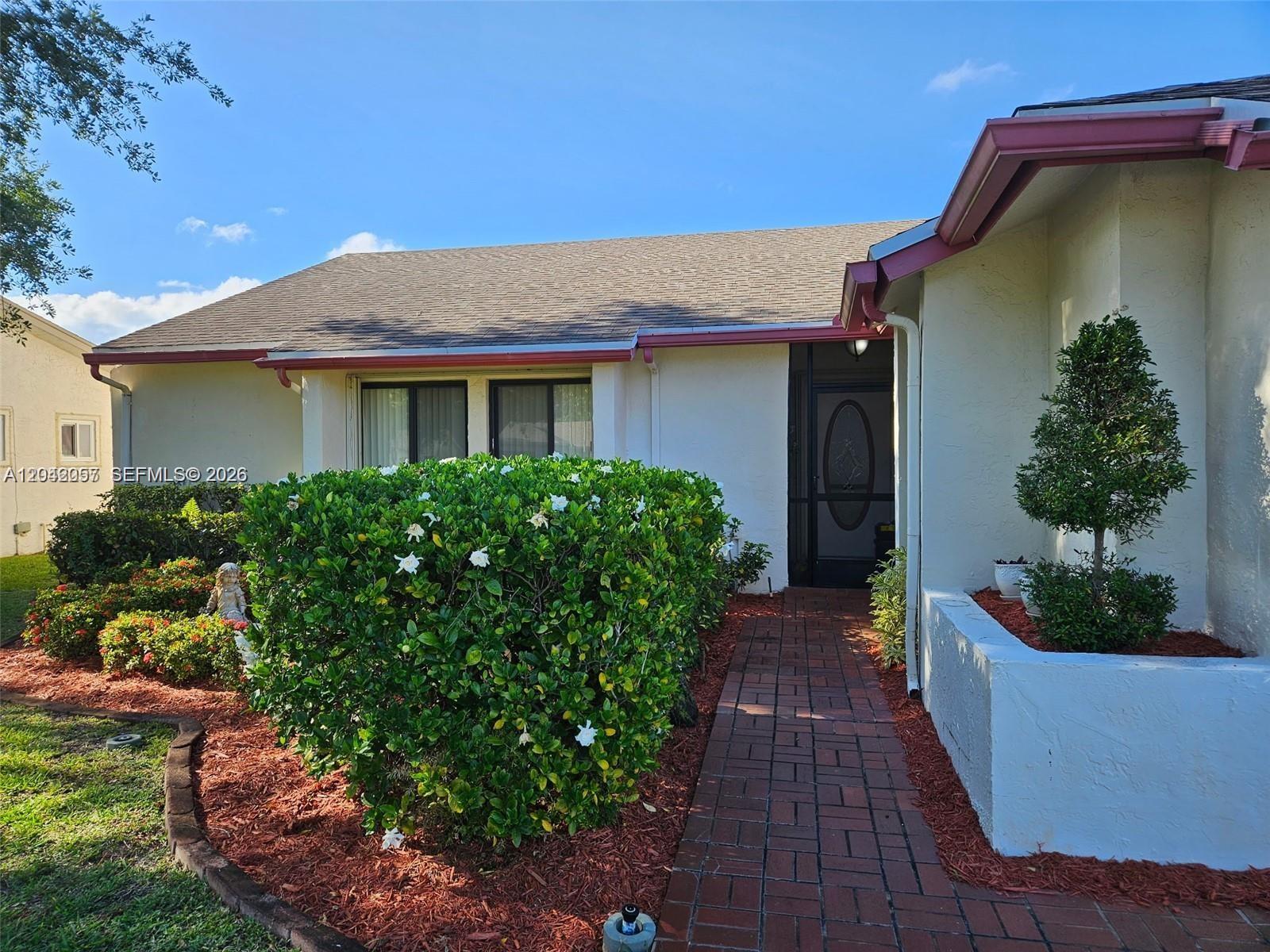 10301 Greenbriar Court Boca Raton, FL 33498 - Photo 3 of 56