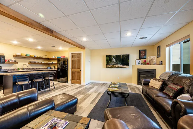 $705,000 | 12 Desmet Court, Buffalo, WY 82834