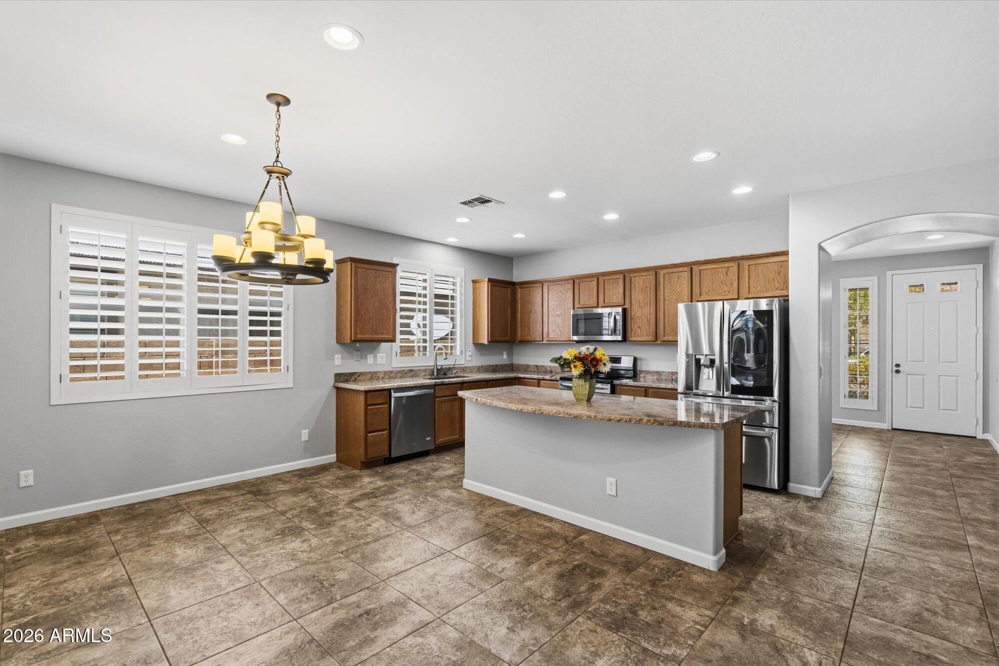 3009 West Trapanotto Road Phoenix, AZ 85086 - Photo 9 of 42 Kitchen view
